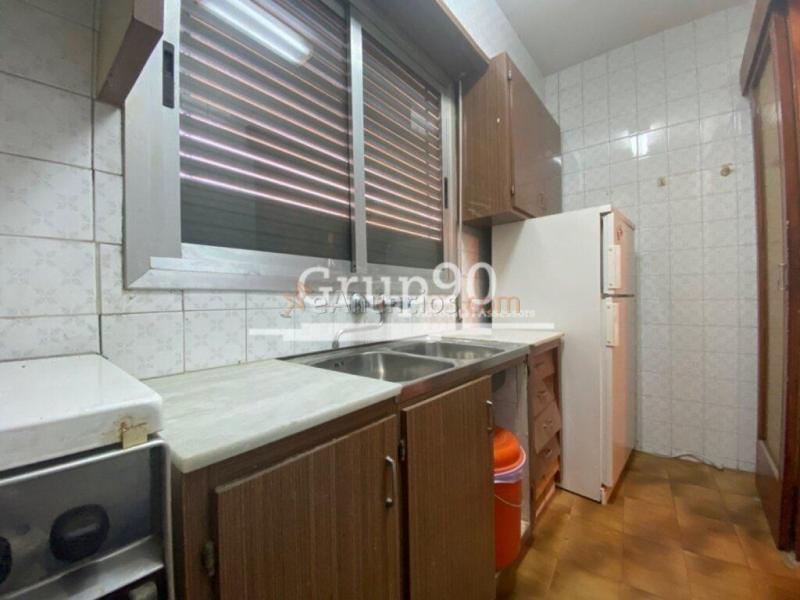 Casa esquinera en el centro de Remolins