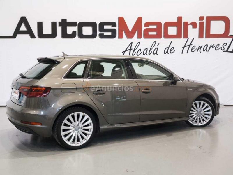 Audi A3 Sportback 1.4 TFSI e-tron S tro Ambition