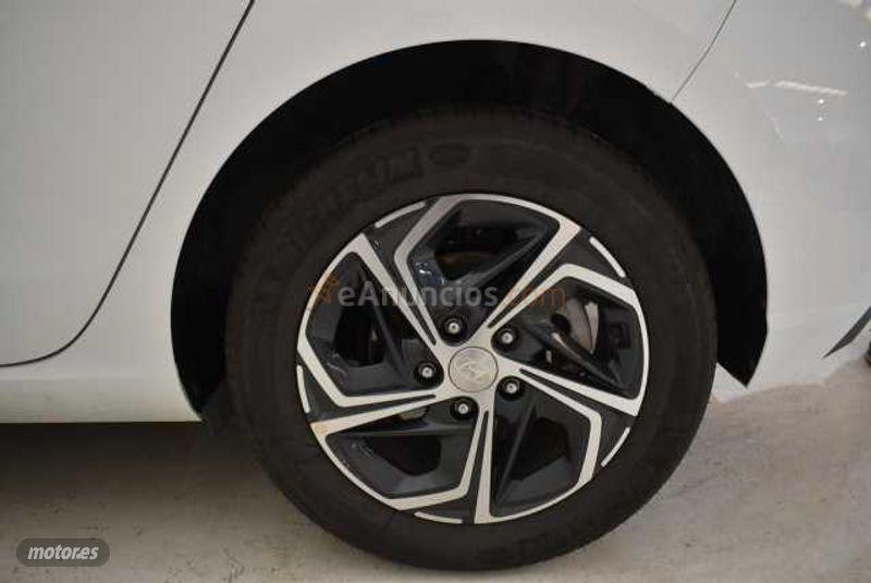 Hyundai i30 I30 5P TGDI 1.0 120CV 48V KLASS de 2021 con 18.957 Km por 18.600 EUR. en Alicante