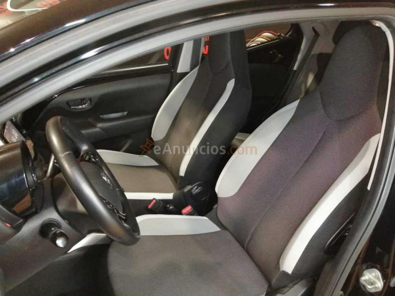 Toyota Aygo 1.0VVT-I X-PLAY 70CV 