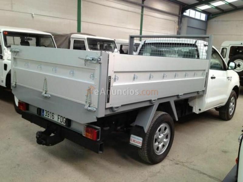 Toyota Hilux Hilux 2.5D-4D Cabina Simple DLX 