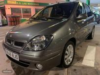 Renault Megane SCENIC EXPRESSION 1.9DCI de 2001 con 219.000 Km por 1.900 EUR. en Alicante