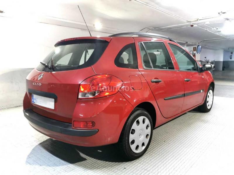 Renault Clio Grand Tour RESERVADO1.2 Aunthentique 75cv. Impecable . 