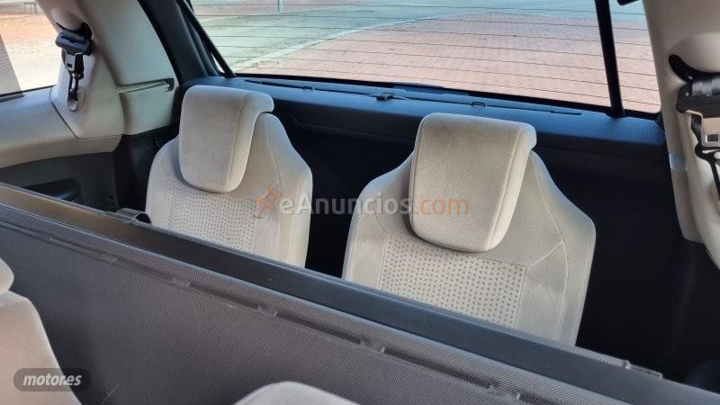 Citroen C4 Grand Picasso ITROEN C4 Picasso 1.6 HDi CMP Exclusive Plus Auto 7 plz de 2008 con 220.000 Km por 4.700 EUR. en Barcelona