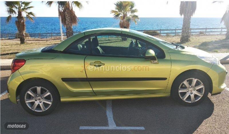 Peugeot 207 CC 1.4 i 120 CV. CABRIO de 2007 con 162.000 Km por 3.300 EUR. en Murcia
