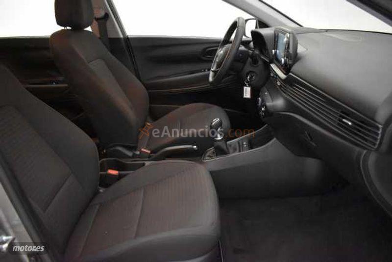 Hyundai i20 1.0 TGDI Klass 100 Klass de 2021 con 15.680 Km por 15.500 EUR. en Valladolid