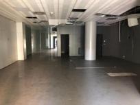 Local céntrico en Calle Alta en Santander