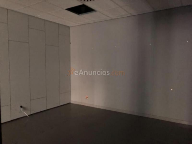 Local céntrico en Calle Alta en Santander