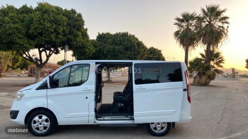Ford Tourneo Custom FORD TOURNEO CUSTOM - 2.0 - 170cv - DIESEL de 2016 con 415.000 Km por 12.999 EUR. en Malaga