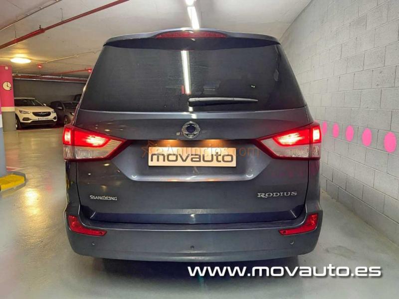 SsangYong Rodius eXDi Limited 4x4 auto. 