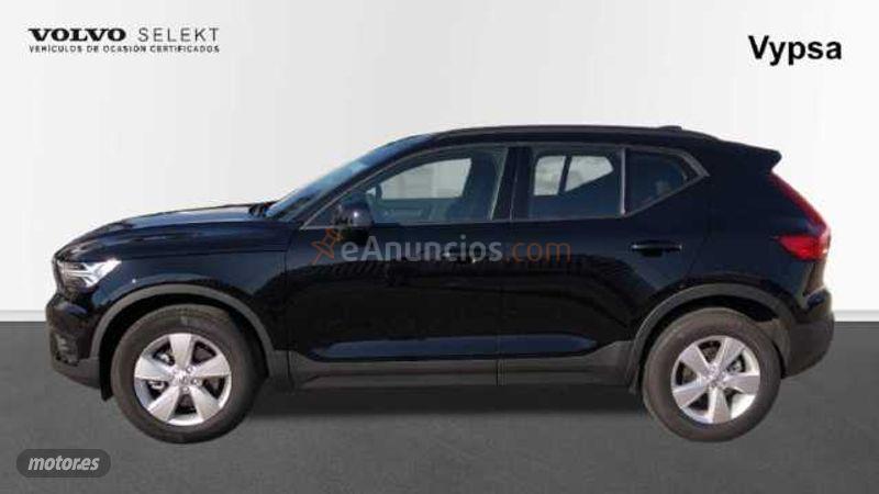 Volvo XC40 1.5 T2 MOMENTUM CORE 129 5P de 2021 con 1.001 Km por 30.000 EUR. en Malaga