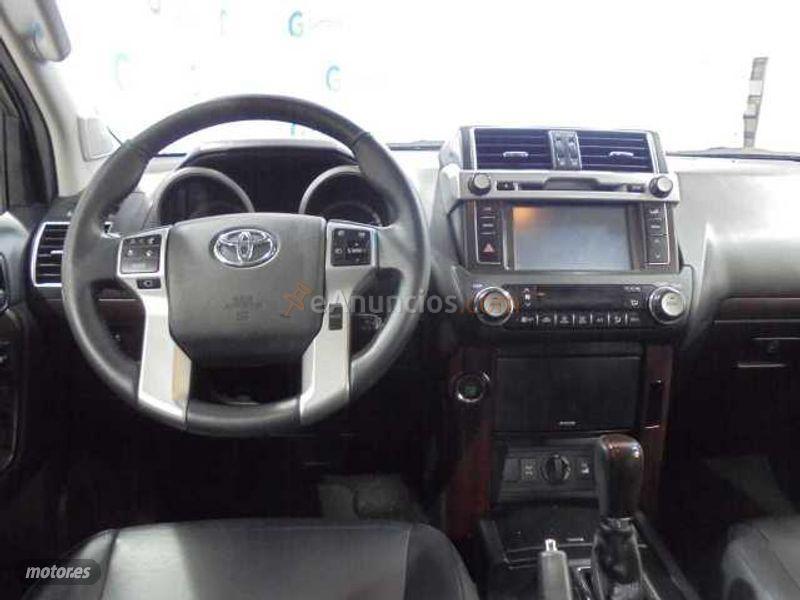 Toyota Land Cruiser 2.8 D-4D VXL AUTO de 2017 con 113.111 Km por 45.690 EUR. en Madrid