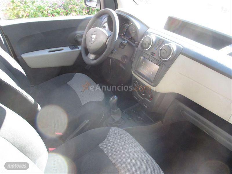 Dacia Dokker Ambiance 1.6 100cv EU6 de 2016 con 120.000 Km por 9.600 EUR. en Barcelona