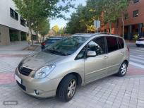 Toyota Corolla Verso 1.8 VVTi Linea Sol de 2003 con 219.811 Km por 3.150 EUR. en Madrid