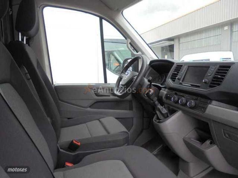 Volkswagen Crafter Furgon Furgon 2.0TDI 35 BM TA L4H3 Sensor de parking trasero + Version fumador de 2018 con 136.325 Km por 24.290 EUR. en Madrid