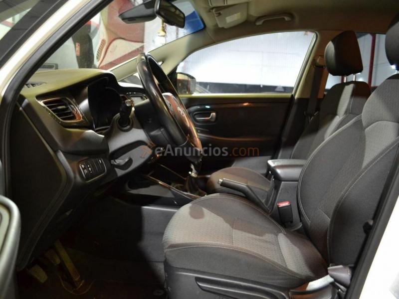 Kia Carens 1.6 GDi 99kW (135CV) Drive