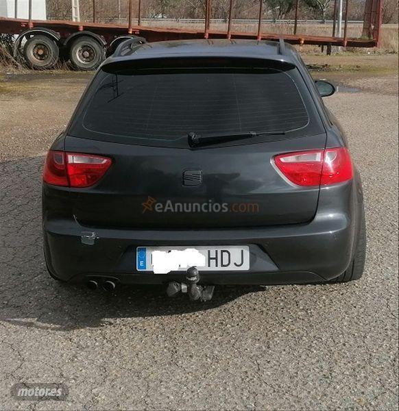 Seat Exeo ST 2.0 TDI CR 143 CV Sport Ecomotive de 2012 con 200.000 Km por 6.900 EUR. en Leon