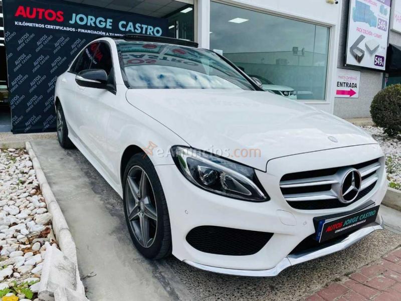 Mercedes Clase C 220D AVANTGARDE AMG LINE 