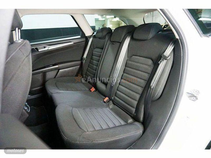 Ford Mondeo SB 2.0TDCI Business 150 de 2017 con 121.797 Km por 14.650 EUR. en Madrid