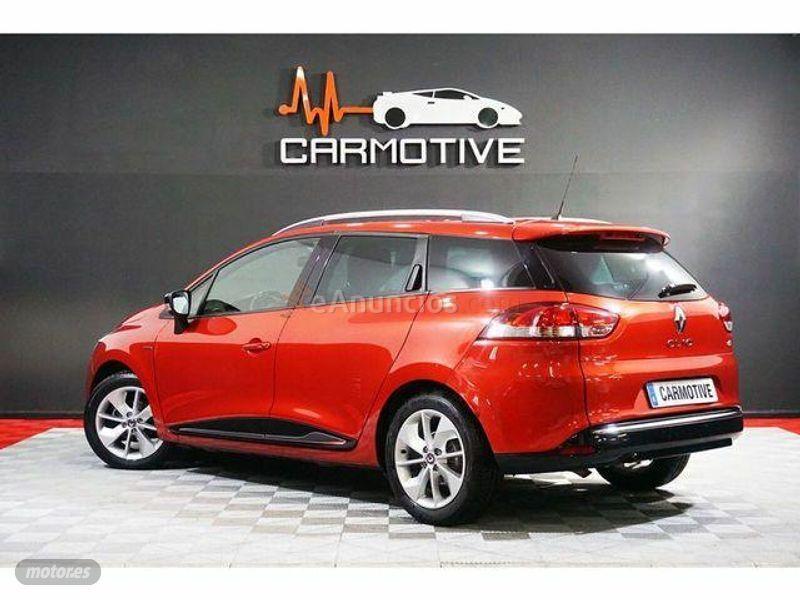 Renault Clio Sport Tourer 1.5dCi Energy Limited 66kW de 2016 con 70.000 Km por 10.400 EUR. en Madrid
