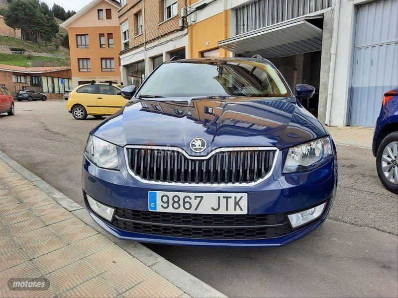 Skoda Octavia Combi 1.6 TDI 81KW 110 Ambit.Greenline de 2016 con 122.000 Km por 11.200 EUR. en Palencia
