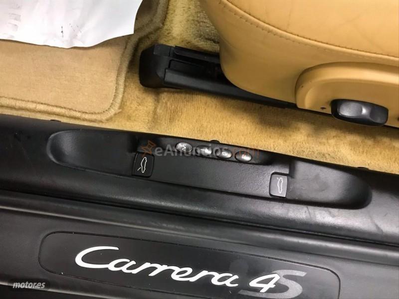 Porsche 911 Carrera 4S Coupe 345 CV de 2002 con 155.000 Km por 50.000 EUR. en Leon