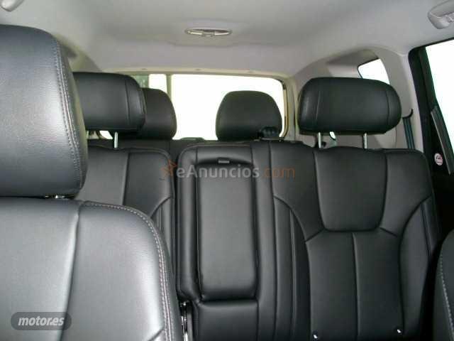Ssangyong Rexton W 200 e-Xdi Premium 4x2 Premium de 2014 con 5.500 Km por 22.500 EUR. en Alicante