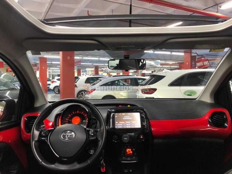 Toyota Aygo x-play TECHO PANORAMICO