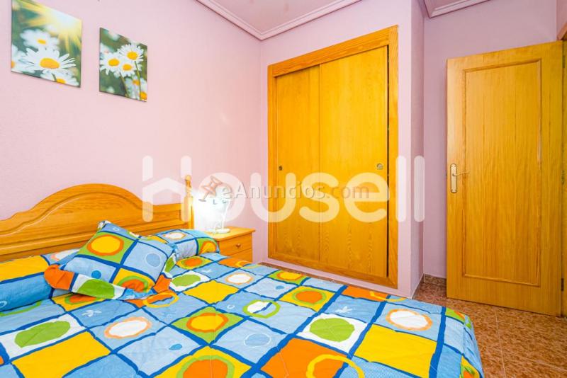 Piso en venta de 65 m en Calle Santander, 03181 Torrevieja (Alacant)