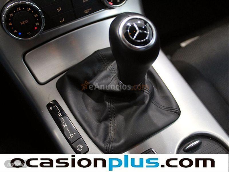 Mercedes Clase SLK SLK 200 BlueEfficiency de 2011 con 106.449 Km por 19.600 EUR. en Castellon