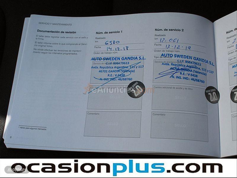 Volvo V 60 2.0 D3 Momentum de 2019 con 25.008 Km por 21.900 EUR. en Castellon