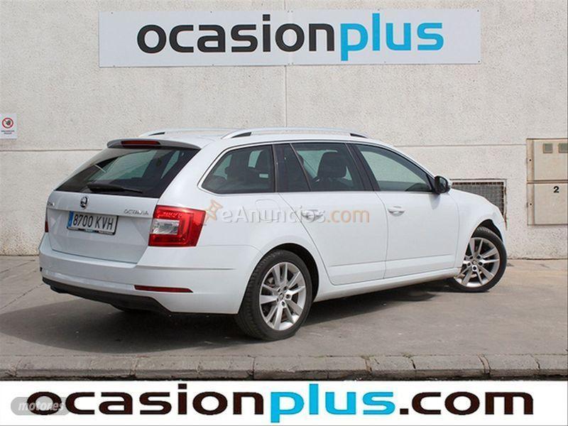 Skoda Octavia Combi 1.6 TDI CR 85KW 115CV Ambition de 2019 con 32.279 Km por 17.600 EUR. en Castellon