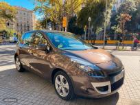 Renault Scenic Dynamique 1.5dCi 105cv eco2 de 2010 con 79.000 Km por 9.900 EUR. en Barcelona