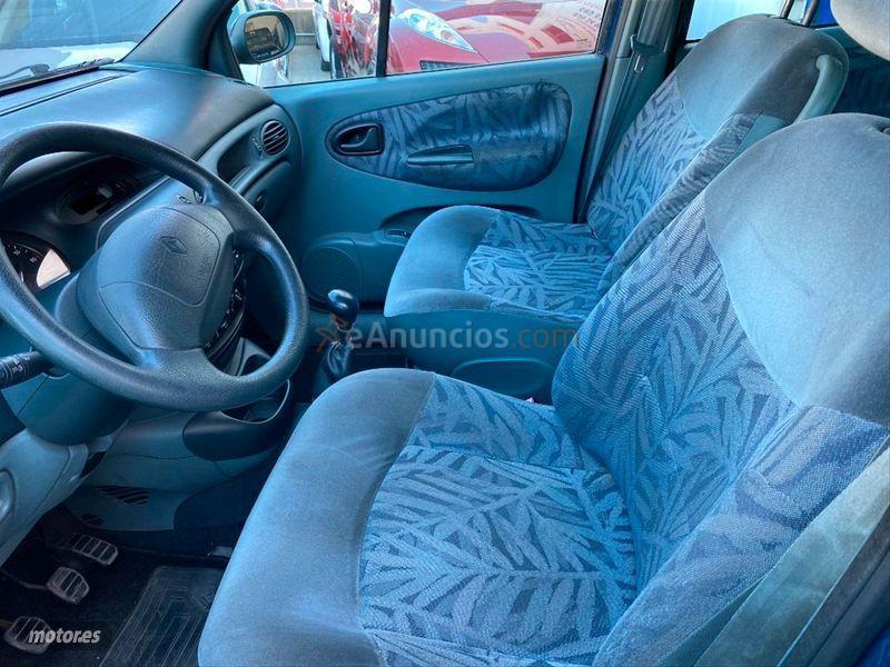 Renault Megane SCENIC KALEIDO 1.6 de 1999 con 114.000 Km por 999 EUR. en Toledo