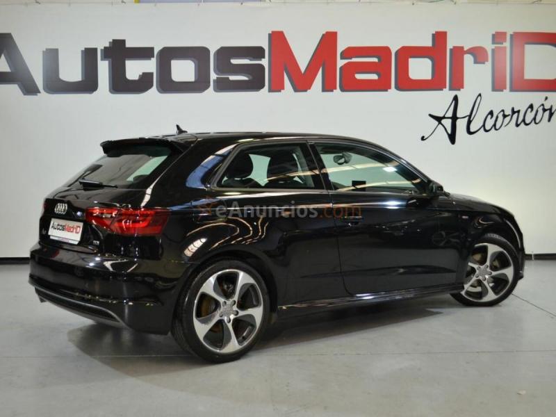 Audi A3 1.6 TDI clean d 110CV S line edition