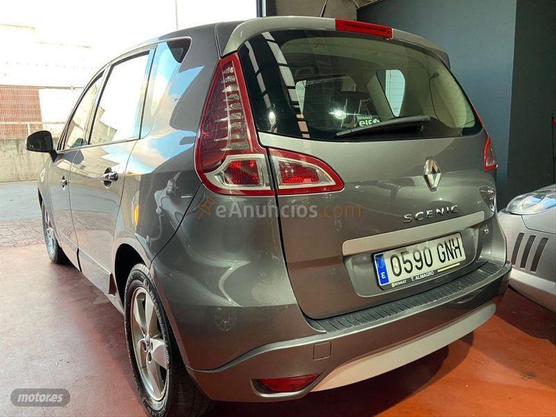 Renault Scenic Dynamique TCE 130cv de 2010 con 210.000 Km por 5.990 EUR. en Madrid