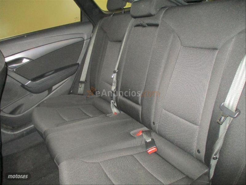 Hyundai i40 CW 1.7 CRDi 85kW 115CV BlueDrive Tecno de 2016 con 164.000 Km por 12.500 EUR. en Leon