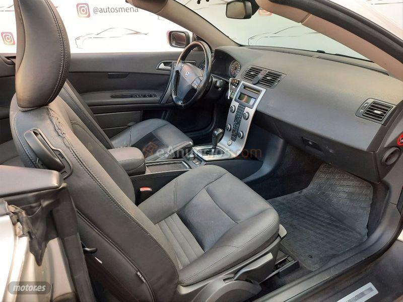 Volvo C 70 D5 Momentum de 2007 con 185.000 Km por 6.300 EUR. en Madrid