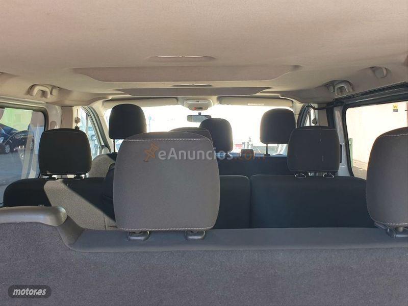 Opel Vivaro 1.6 CDTI SS 92kW L2 2.9t Combi Plus9 de 2017 con 188.000 Km por 14.850 EUR. en Madrid