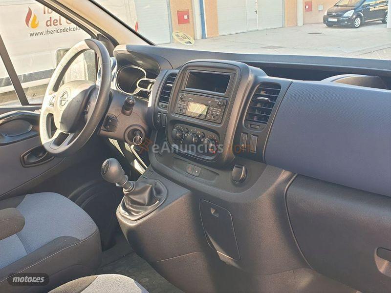 Opel Vivaro 1.6 CDTI SS 92kW L2 2.9t Combi Plus9 de 2017 con 188.000 Km por 14.850 EUR. en Madrid