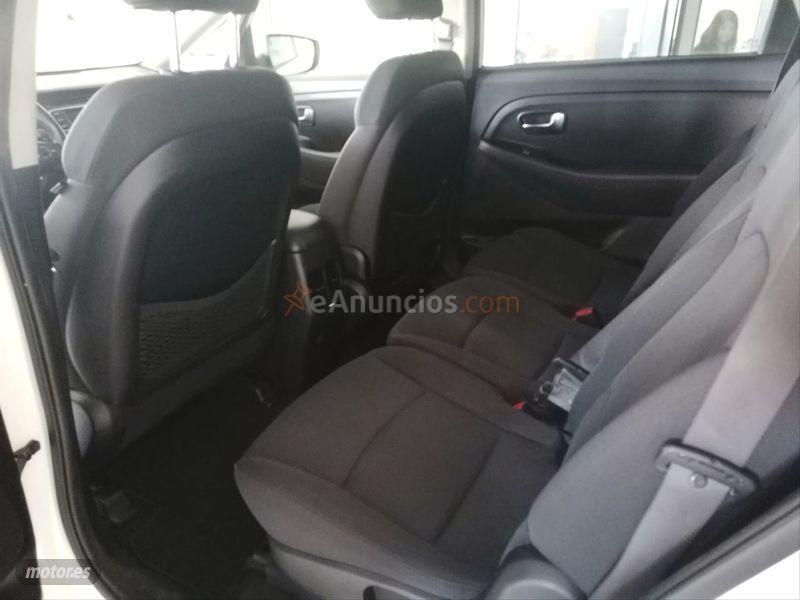 Kia Carens 1.7 CRDi VGT 115cv Drive 5pl de 2013 con 133.000 Km por 9.950 EUR. en Burgos