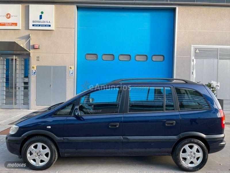 Opel Zafira 2.0 Dti 16v Elegance de 2001 con 170.000 Km por 1.400 EUR. en Barcelona