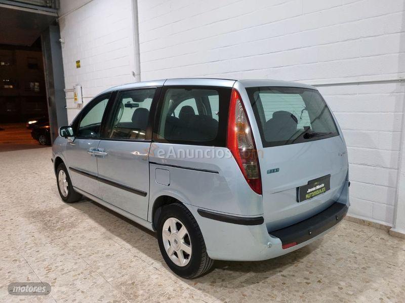 Fiat Ulysse 2.0 JTD 16v Dynamic de 2003 con 175.000 Km por 2.800 EUR. en Sevilla