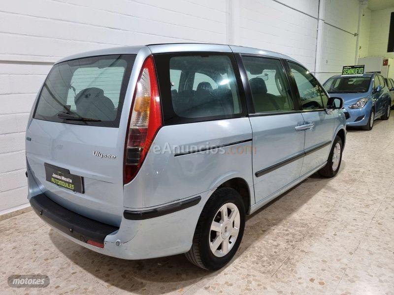 Fiat Ulysse 2.0 JTD 16v Dynamic de 2003 con 175.000 Km por 2.800 EUR. en Sevilla