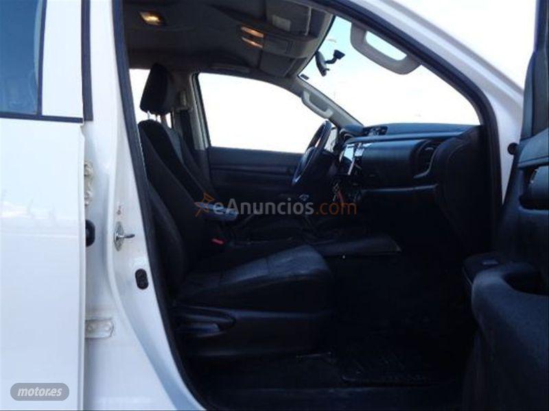 Toyota Hilux 2.4 D4D Cabina Doble GX de 2020 con 29.530 Km por 26.990 EUR. en Jaen