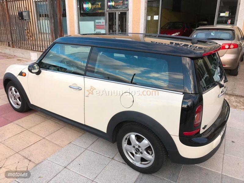 Mini Cooper Cooper Clubman de 2010 con 130.000 Km por 8.900 EUR. en Salamanca