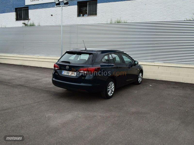 Opel Astra 1.6 CDTi 110 CV Selective ST de 2016 con 108.000 Km por 9.390 EUR. en Madrid