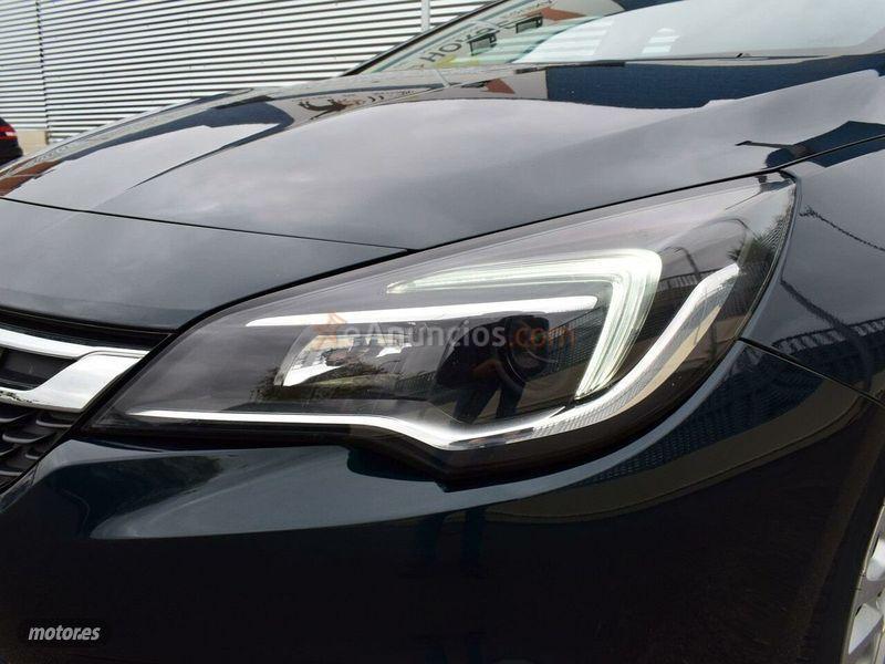 Opel Astra 1.6 CDTi 110 CV Selective ST de 2016 con 108.000 Km por 9.390 EUR. en Madrid