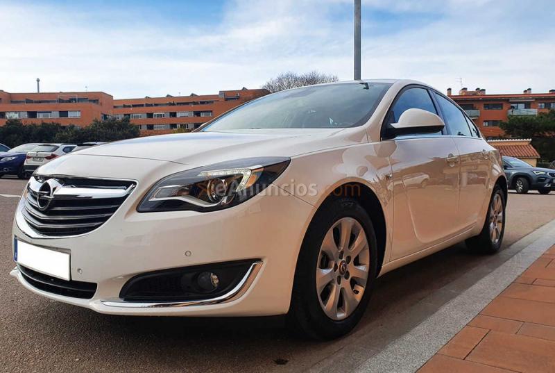 Opel insignia  1.6 cdti 120cv. Business s&s 5p. Muy buen estado y mucho equipamiento
