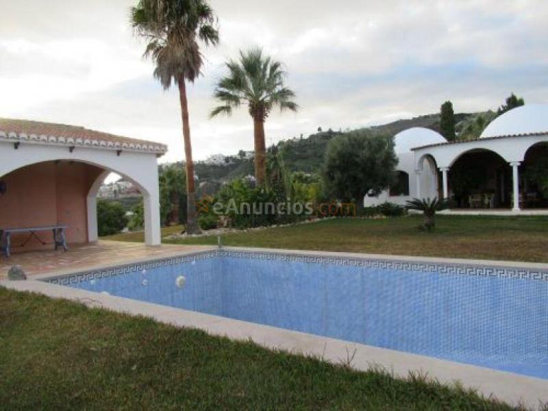 Casa-Chalet en Venta en Salobreña Granada